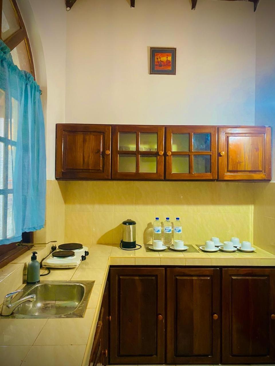 Kingcity Resort Anuradhapura Kültér fotó